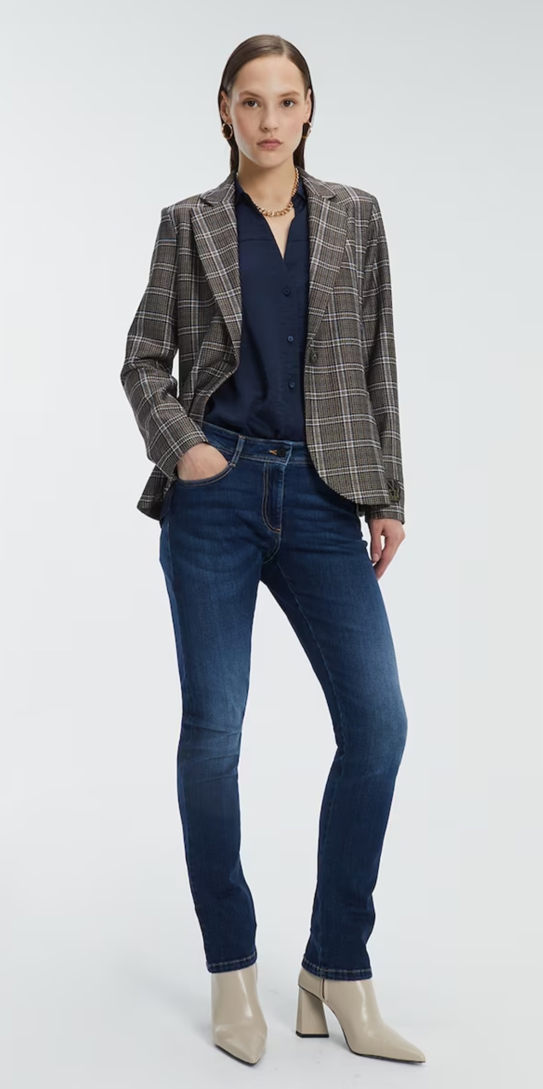 Blazer de mujer de cuadros con cierre de botón