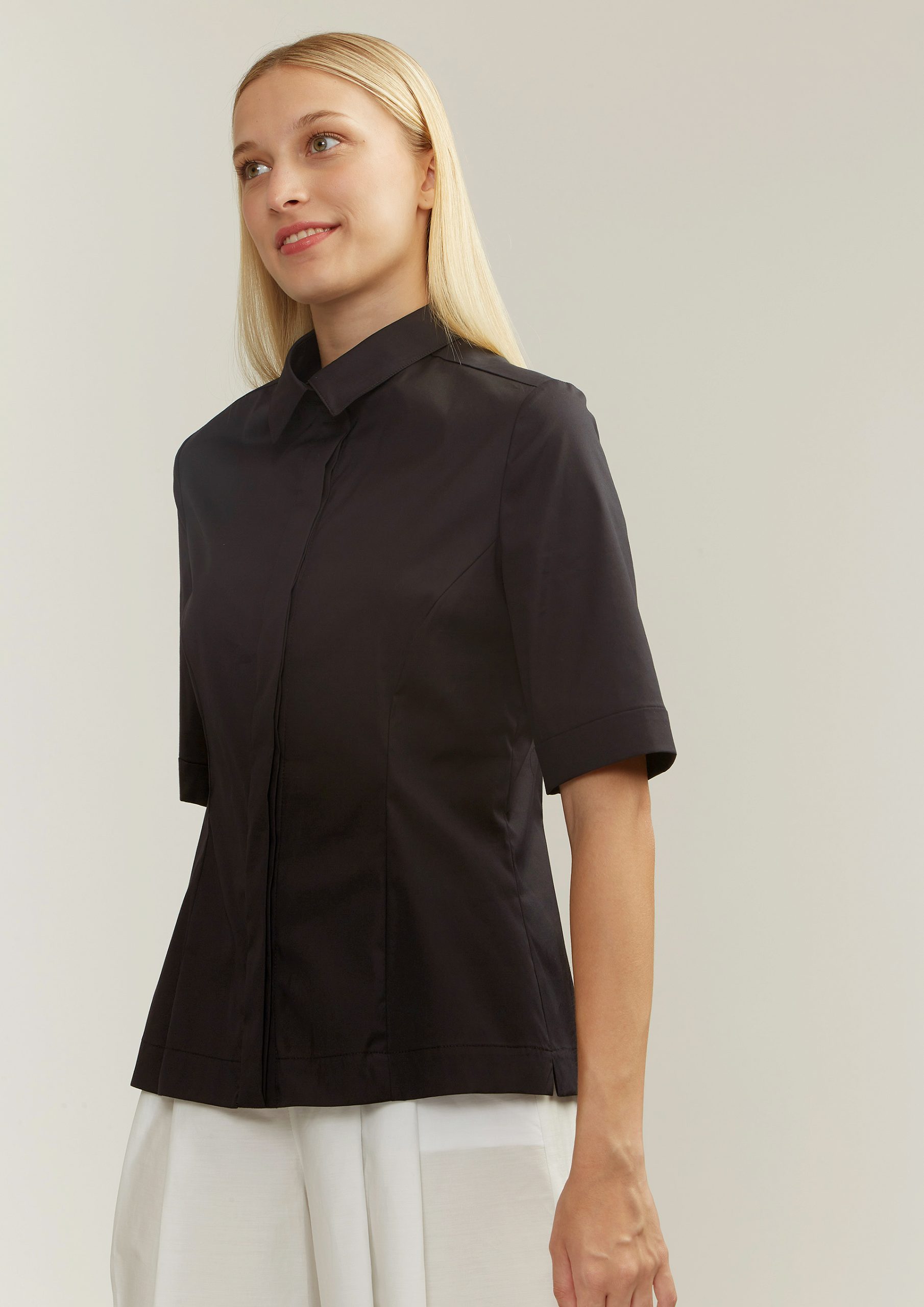 Camisa negra Alba Conde