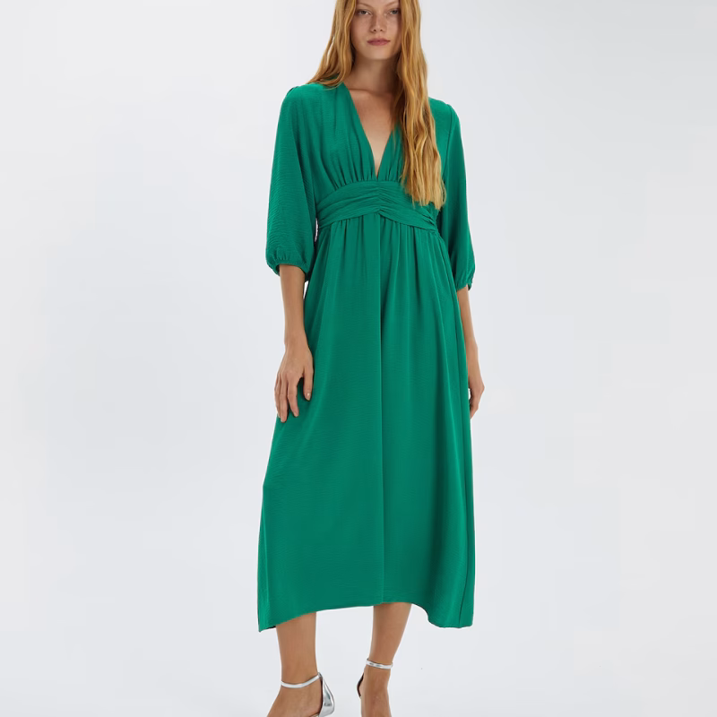 Vestido midi Andam verde