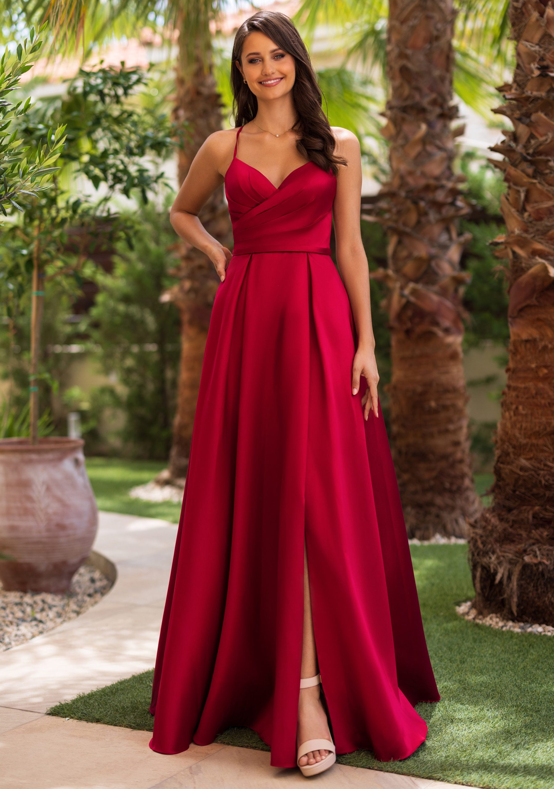 Vestido largo satinado Christian Koehlert rojo