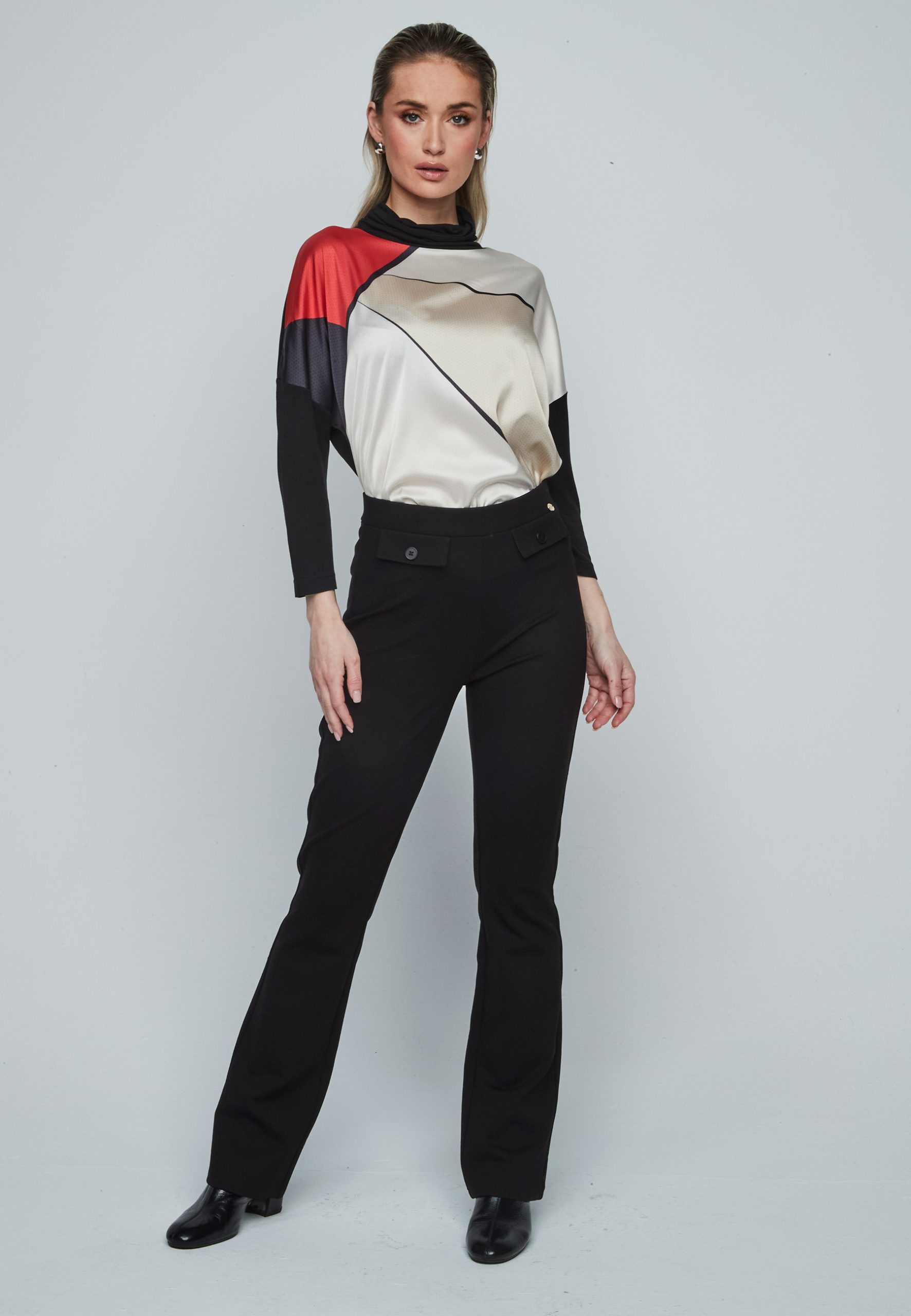 PantalĂłn flare Dandara negro