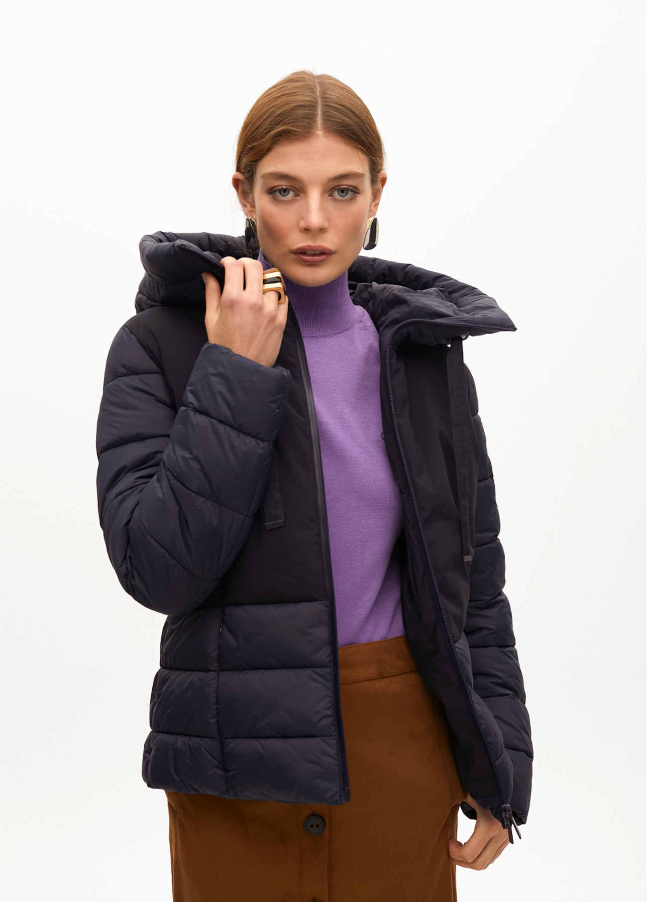 Anorak corto acochado Lola Casademunt marino