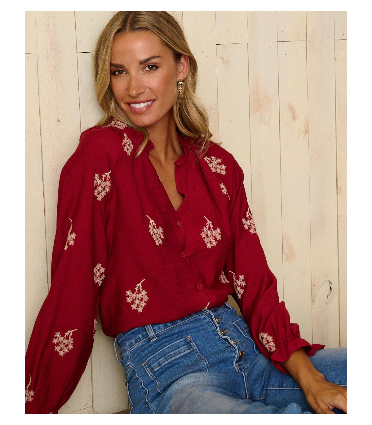 Camisa Flor Bordado Polin et moi cereza