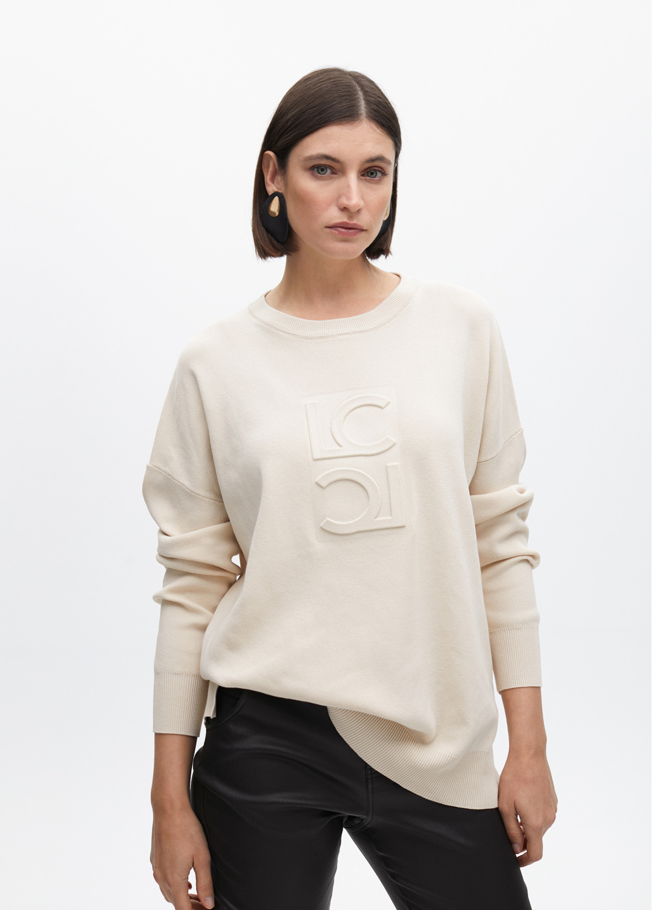 Jersey Logo Lola Casademunt crudo