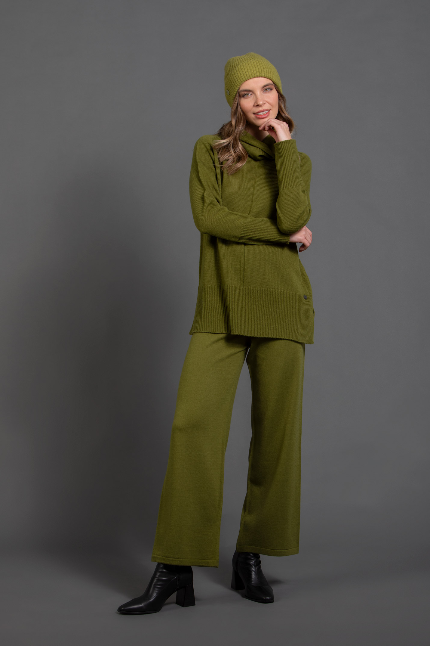 PantalĂłn de mujer Basic Soet verde
