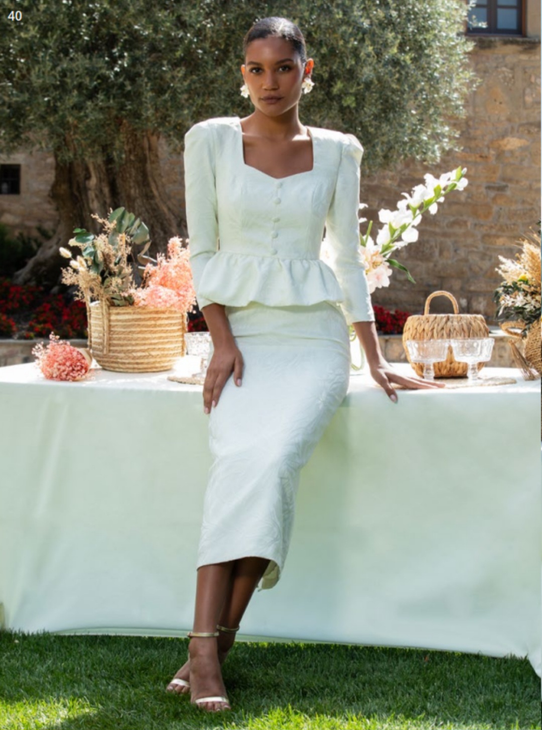 Vestido blanco elegante midi para comunión y bautizo Betzzzia