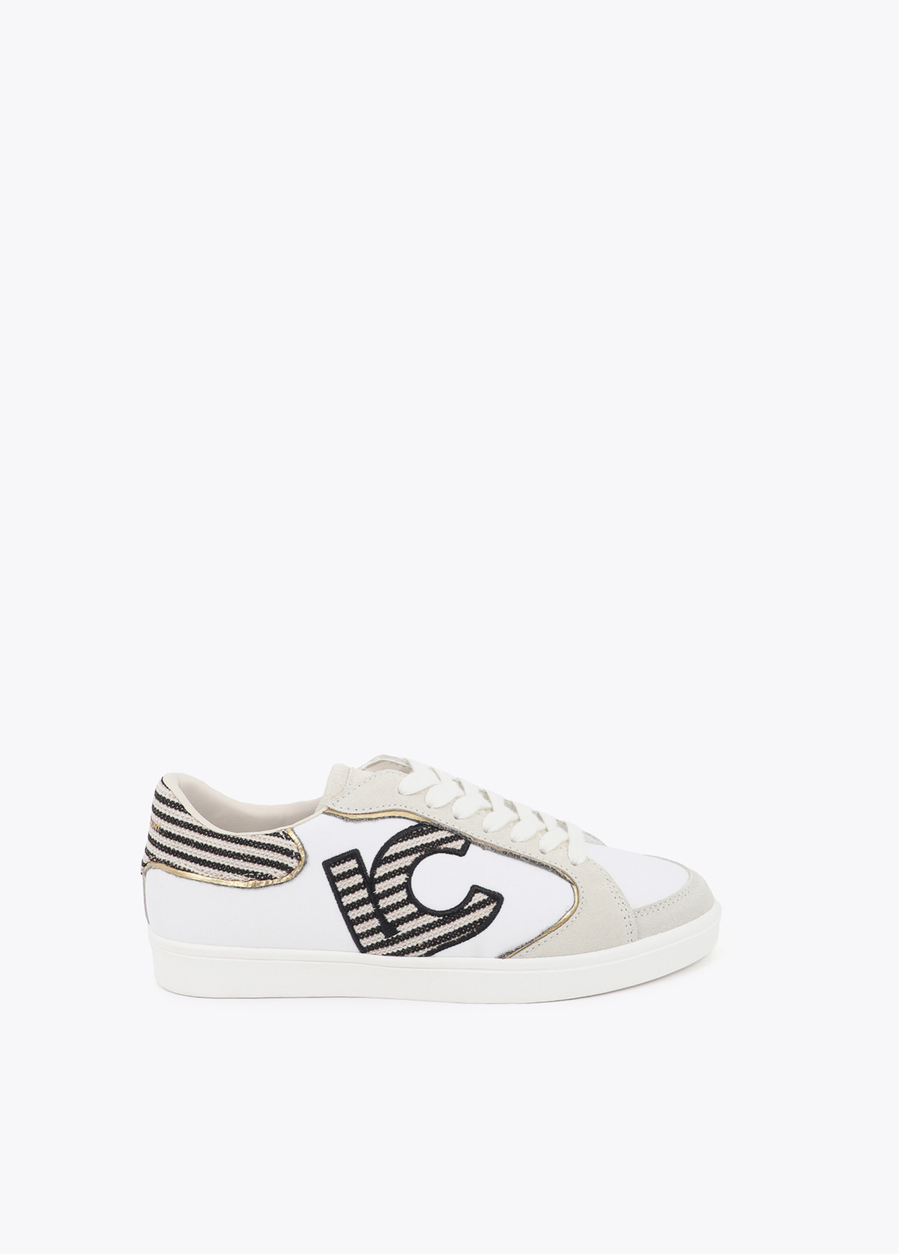 Deportiva con logo en tejidos combinados y detalles en piel Lola Casademunt