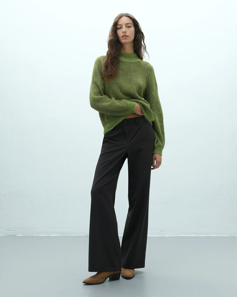 Jersey de mujer bicolor cuello Perkins manga larga Andam verde