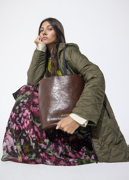 Shopper efecto piel textura Lola Casademunt marrón